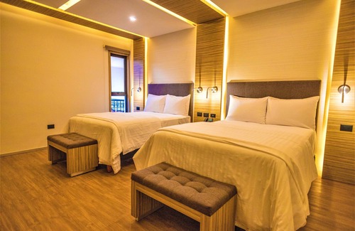 Zona Paseo Montejo Hotel | Hotel Plaza by Kavia