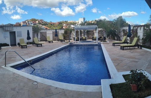 Tegucigalpa Hotel | Hotel Plaza Cascadas