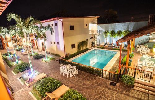 Granada Hotel | Hotel Plaza Marbella Granada