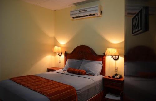 San Pedro Sula Hotel | Hotel Plaza Palmero