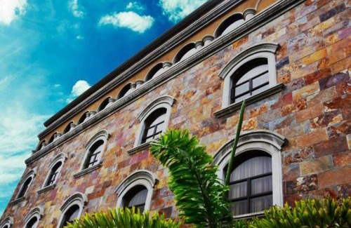 San José Hotel | Hotel Plaza Real Suites & Apartments San Jose