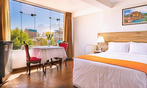 Miraflores Hotel | Hotel Plaza San Antonio Arequipa