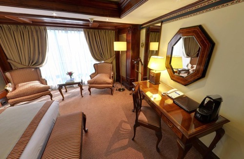 Downtown Santiago Hotel | Hotel Plaza San Francisco