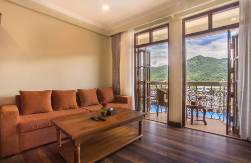 Pokhara Hotel | Hotel Portland