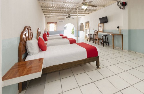 Cihuatlán Hotel | Hotel Posada Agua Escondida