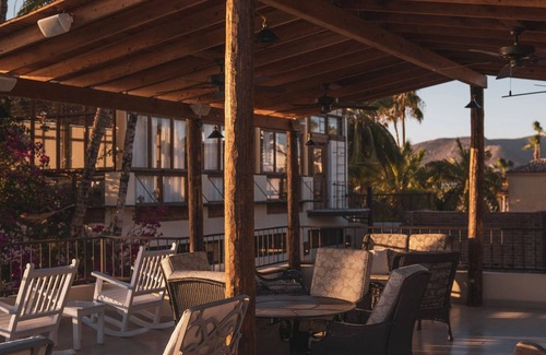 Esterito Apartamento | Hotel Posada de las Flores. Junior suite 520, Luxury and confort on the malecon
