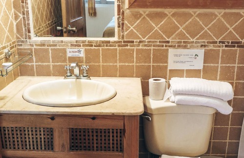 Antoneys Cay Hotel | Hotel Posada Las Orquideas
