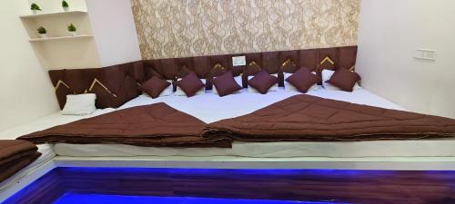 Ujjain Hotel | Hotel PRABHU PALACE