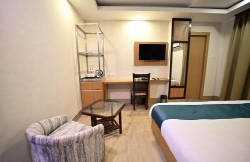 Sualkuchi Hotel | Hotel Prag Continental