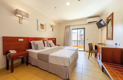 Quarteira Hotel | Hotel Praia Sol