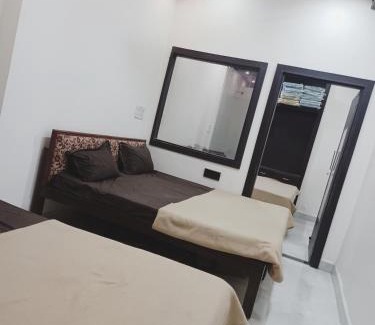 Ujjain Hotel | HOTEL PRAKASH PALACE