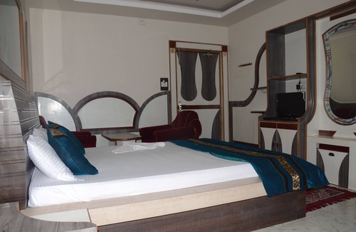 Sambalpur Cama Y Desayuno | Hotel Pramod