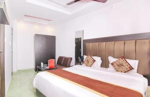 Charbagh Hotel | HOTEL PREMIUM RAJPUT INN Near Railway Station and Temple - A TOP RATED HOTEL