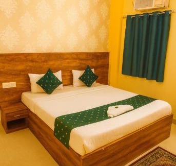 Vrindavan Hotel | Hotel Premium Rooms by Krishiv Hotels