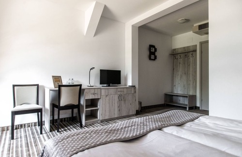 Lesna Podlaska Hotel | Hotel Przy Dworze