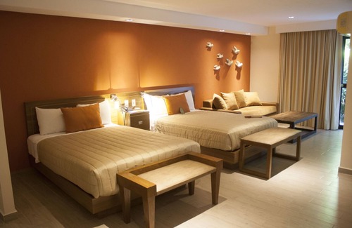 Zona Expo Hotel | Hotel Puerta Del Sol