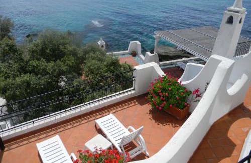 San Felice Circeo Hotel | Hotel Punta Rossa