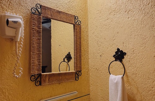 Cuatro Ciénegas Hotel | Hotel Quinta Sta Cecilia