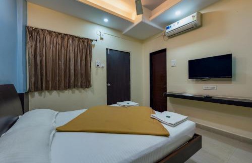 Kolhapur Hotel | Hotel RadhaKrishna-Couple Friendly