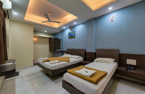 Kolhapur Hotel | Hotel RadhaKrishna-Couple Friendly