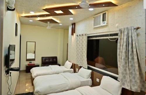 Karwi Hotel | Hotel Raghuveer Inn By BookingCare