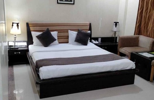 Industrial Area Phase I Hotel | Hotel Rajshree