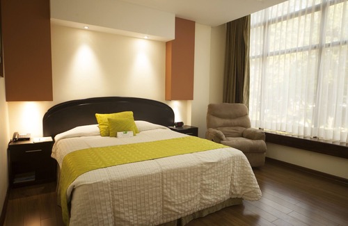 Guayaquil Hotel | Hotel Ramada