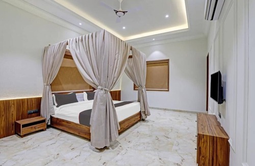 Rajkot Hotel | HOTEL RATNA VILAS PALACE