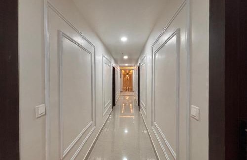 Varanasi Hotel | Hotel Ravindraya Residency