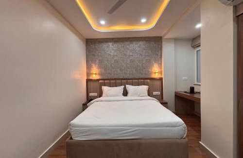 Varanasi Hotel | Hotel Ravindraya Residency