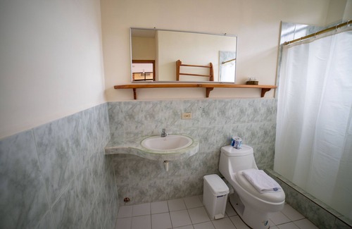 Bahía de la Academia Hotel | Hotel Red Booby