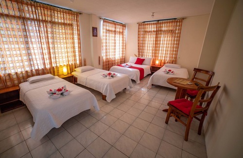Bahía de la Academia Hotel | Hotel Red Booby