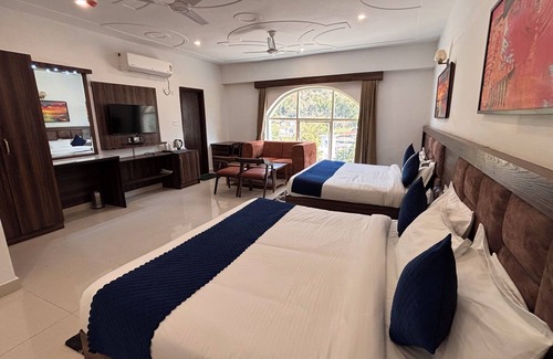 Jwalamukhi Hotel | Hotel Reem