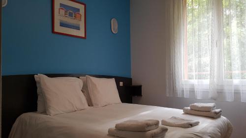 Ars-sur-Formans Hotel | Hotel Regina