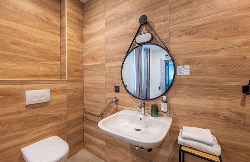 Combat Hotel | Hotel Relais Bergson