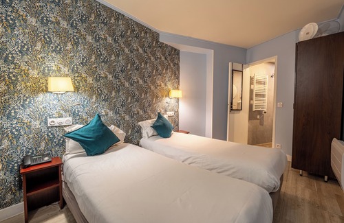 Combat Hotel | Hotel Relais Bergson