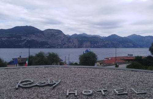 Magugnago Hotel | Hotel Residence Rely