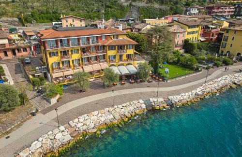 Magugnago Apartamento | Hotel Residence Villa Beatrice