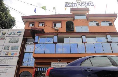 Yaounde Hotel | Hotel Residence Madadjeu