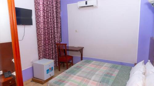Yaounde Hotel | Hotel Residence Madadjeu