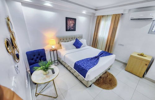 Douala Hotel | Hotel Residence Saint James Marguerita