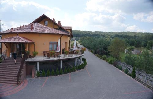 Checiny Hotel | Hotel & Restauracja Okrąglak