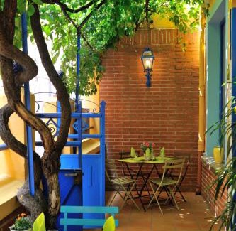 Thuir Hotel | HOTEL RESTAURANT CORTIE