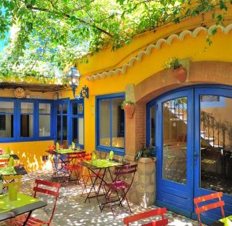 Thuir Hotel | HOTEL RESTAURANT CORTIE