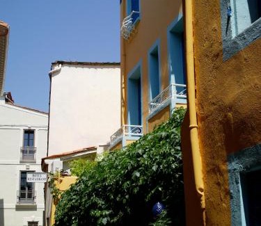 Thuir Hotel | HOTEL RESTAURANT CORTIE