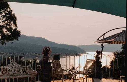 Valle de Bravo Hotel | Hotel Revi Inn