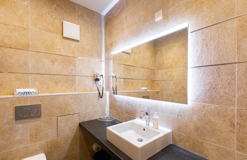 Bad Soden am Taunus Hotel | Hotel Rheinischer Hof