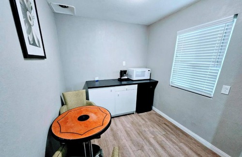 Ridgecrest Hotel | Hotel Ridgecrest an Extended Stay Studios