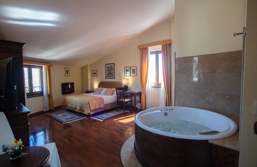 Spello Hotel | Hotel Ristorante La Bastiglia