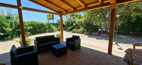 Le Castella Hotel | Hotel Ristorante La Decanata